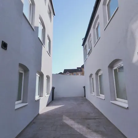 Chic Central Birmingham Jewellery Quarter Apartment With Free Wifi, Parking And Keyless Access, 4 Beds Exterior photo