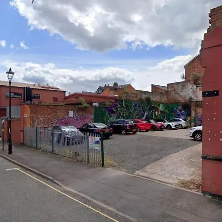 Chic Central Birmingham Jewellery Quarter Apartment With Free Wifi, Parking And Keyless Access, 4 Beds Exterior photo